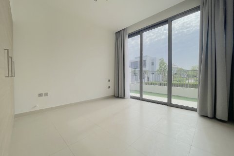 Villa in Dubai Hills Estate, Dubai 4 bedrooms, 327.3 sq.m. № 142288 - photo 6