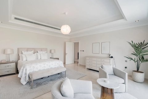 Adosado en Dubai, 6 dormitorios, 666 m², № 97177 - foto 9