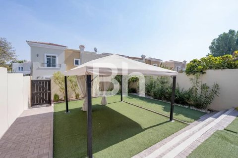 Villa à Arabian Ranches, Dubai, 3 chambres, 227 m², № 57940 - photo 1