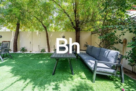 Adosado en Mudon, Dubai, 4 dormitorios, 312 m², № 57939 - foto 15