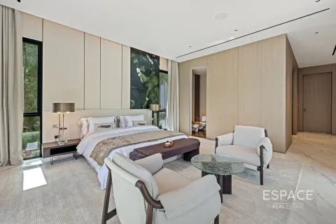 Villa in Al Barari, Dubai 6 bedrooms, 929 sq.m. № 61575 - photo 11