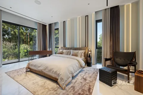 Villa in Al Barari, Dubai 6 bedrooms, 929 sq.m. № 61575 - photo 6