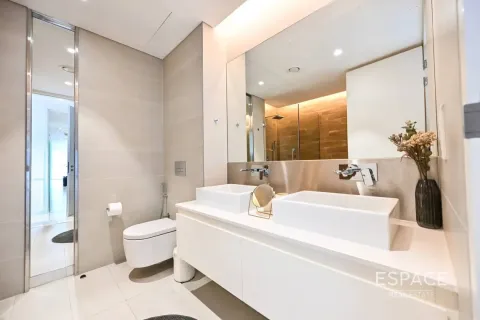 Apartment in Bluewaters, Dubai 3 bedrooms, 196 sq.m. № 61577 - photo 9