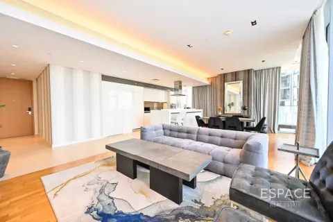 Apartment in Bluewaters, Dubai 3 bedrooms, 196 sq.m. № 61577 - photo 3