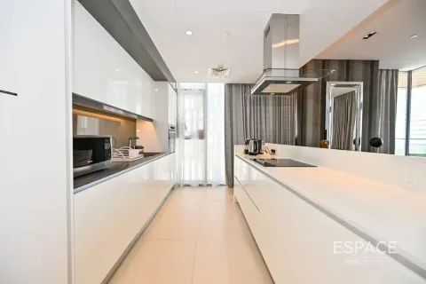 Apartment in Bluewaters, Dubai 3 bedrooms, 196 sq.m. № 61577 - photo 4