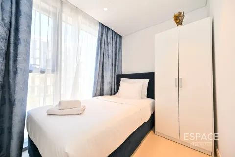 Apartment in Bluewaters, Dubai 3 bedrooms, 196 sq.m. № 61577 - photo 8