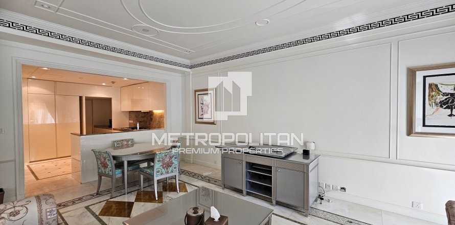 Apartment in Palazzo Versace, Culture Village, Dubai 3 bedrooms, 279 sq.m. № 14894