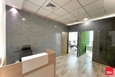 Oficina en Business Bay, Dubai, 54.4 m², № 50770 - foto 1