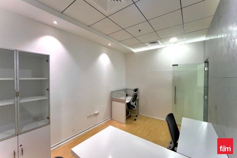 Oficina en Business Bay, Dubai, 54.4 m², № 50770 - foto 7
