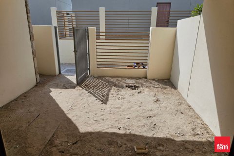 Townhouse in Dubai 2 bedrooms, 98.5 sq.m. № 50769 - photo 15