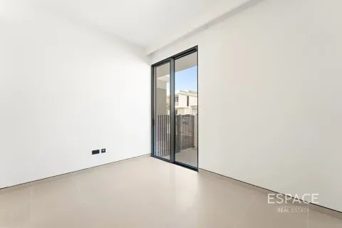 Villa in Tilal Al Ghaf, Dubai 4 bedrooms, 451 sq.m. № 62323 - photo 5