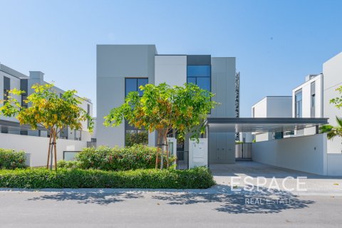 Villa in Al Furjan, Dubai 5 bedrooms, 414 sq.m. № 62311 - photo 1