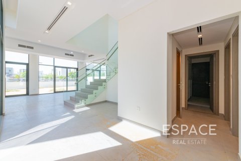 Villa in Al Furjan, Dubai 5 bedrooms, 414 sq.m. № 62311 - photo 3