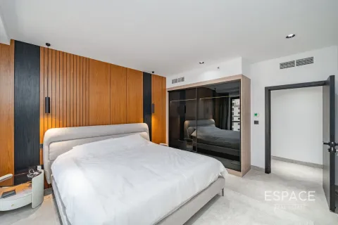 Warehouse in Jumeirah Beach Residence, Dubai 2 bedrooms, 122 sq.m. № 62320 - photo 10