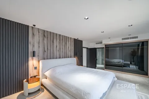 Warehouse in Jumeirah Beach Residence, Dubai 2 bedrooms, 122 sq.m. № 62320 - photo 6