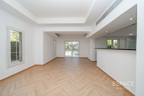 Villa in Springs 10, The Springs, Dubai 3 bedrooms, 209 sq.m. № 62321 - photo 1