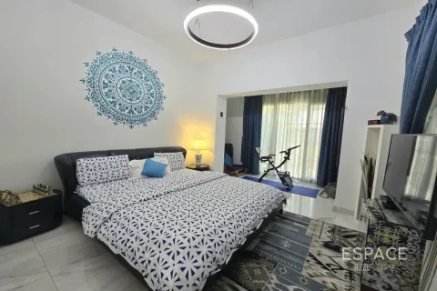 Townhouse in Palmera 4, Arabian Ranches, Dubai 4 bedrooms, 297 sq.m. № 62310 - photo 7