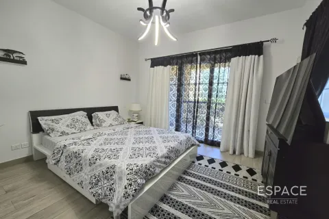 Townhouse in Palmera 4, Arabian Ranches, Dubai 4 bedrooms, 581 sq.m. № 62310 - photo 12