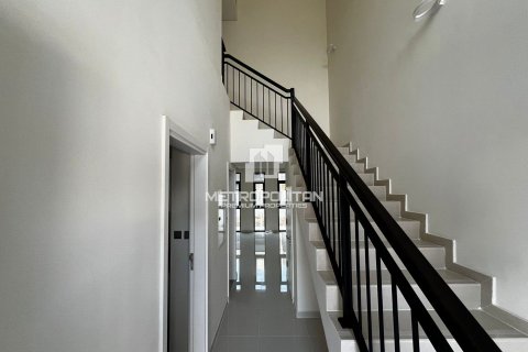Townhouse in DAMAC Hills (Akoya by DAMAC), Dubai 3 bedrooms, 175 sq.m. № 7301 - photo 5