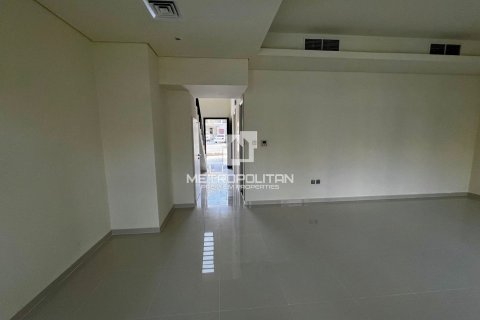 Townhouse in DAMAC Hills (Akoya by DAMAC), Dubai 3 bedrooms, 175 sq.m. № 7301 - photo 13