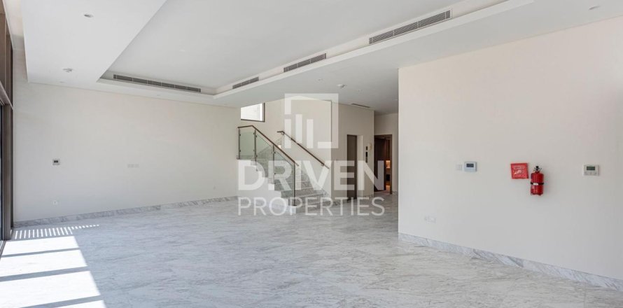 Villa en District One, Mohammed Bin Rashid City, Dubai, 4 dormitorios, 578 m², № 66510