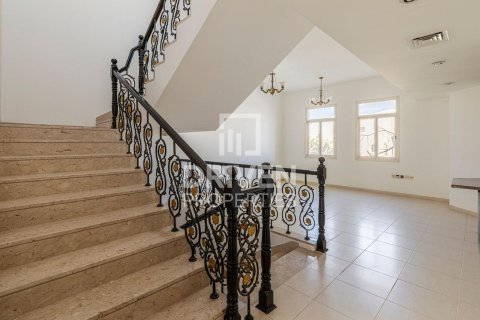 Villa en Jumeirah 3, Jumeirah, Dubai, 4 dormitorios, 1862 m², № 66515 - foto 2