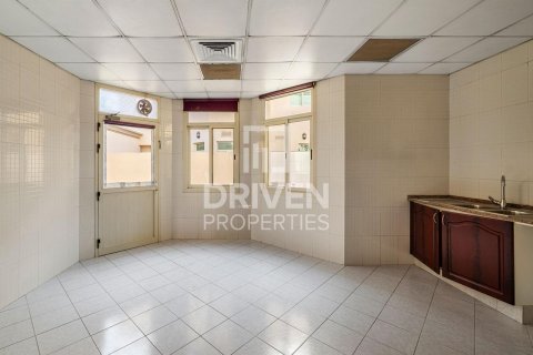Villa en Jumeirah 3, Jumeirah, Dubai, 4 dormitorios, 1862 m², № 66515 - foto 3