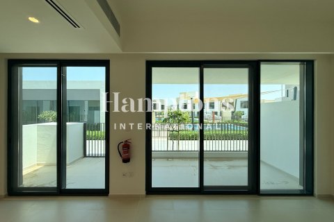Снять в аренду таунхаус в Arabian Ranches 3, Дубай: 3 спальни, 120.28987537м², № 100648 - фото 28