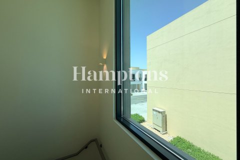 Снять в аренду таунхаус в Arabian Ranches 3, Дубай: 3 спальни, 120.28987537м², № 100648 - фото 18