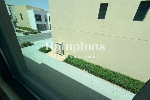 Снять в аренду таунхаус в Arabian Ranches 3, Дубай: 3 спальни, 120.28987537м², № 100648 - фото 15