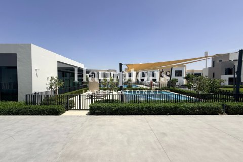 Снять в аренду таунхаус в Arabian Ranches 3, Дубай: 3 спальни, 120.28987537м², № 100648 - фото 23
