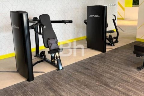 Apartment in Business Bay, Dubai 2 bedrooms, 76 sq.m. № 22841 - photo 18