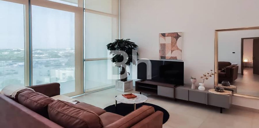 Квартира в Дубае, 1 спальня, 80м², № 22842