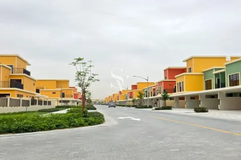 Maison de ville à Damac Lagoons, Dubai, 5 chambres, 287 m², № 113384 - photo 3