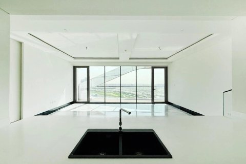 Купить квартиру в Бизнес-Бэе, Дубай: 2 спальни, 214.77м², № 23500 - фото 27