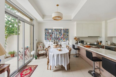 Adosado en Reem Community, Arabian Ranches 2, Dubai, 4 dormitorios, 246.19 m², № 127021