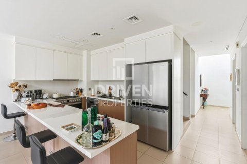 Townhouse in Reem Community, Arabian Ranches 2, Dubai 4 bedrooms, 246.19 sq.m. № 127021 - photo 5