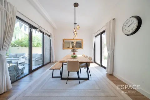 Купить таунхаус в DAMAC Hills (Akoya by DAMAC), Дубай: 4 спальни, 311м², № 64526 - фото 11