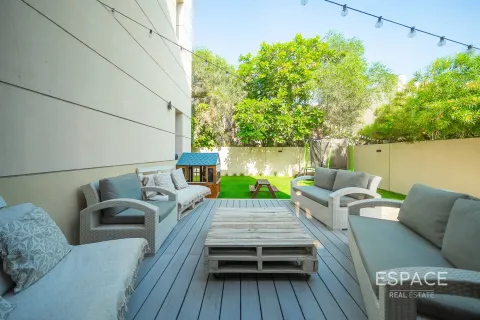 Купить таунхаус в DAMAC Hills (Akoya by DAMAC), Дубай: 4 спальни, 311м², № 64526 - фото 6