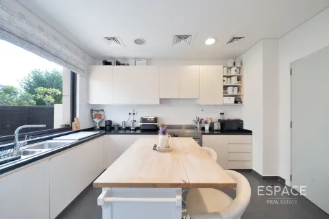 Купить таунхаус в DAMAC Hills (Akoya by DAMAC), Дубай: 4 спальни, 311м², № 64526 - фото 7