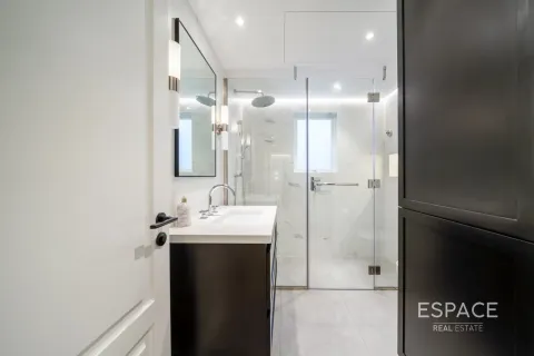 Купить виллу в The Lakes, Дубай: 4 спальни, 336м², № 64525 - фото 15