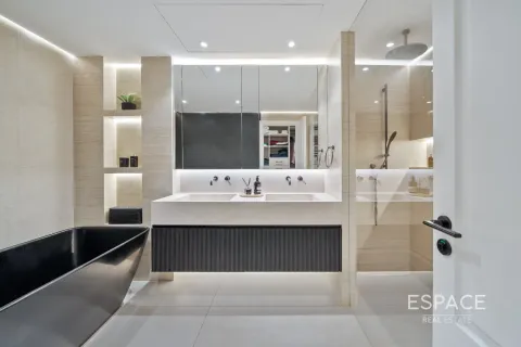 Купить виллу в The Lakes, Дубай: 4 спальни, 336м², № 64525 - фото 17