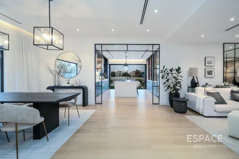 Купить виллу в The Lakes, Дубай: 4 спальни, 336м², № 64525 - фото 6