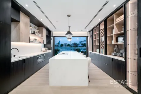 Купить виллу в The Lakes, Дубай: 4 спальни, 336м², № 64525 - фото 10