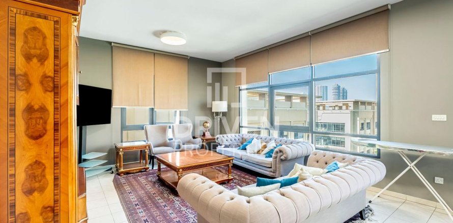 Appartement à Greens, Dubai, 3 chambres, 187 m², № 20559