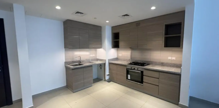 Appartement à Dubai, 2 chambres, 121 m², № 5973