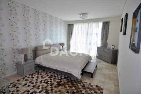 Apartamento en Al Fattan Marine Tower, Jumeirah Beach Residence, Dubai, 3 dormitorios, 202 m², № 105328 - foto 2