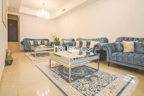 Maison de ville à Jumeirah Village Circle, Dubai, 3 chambres, 311 m², № 45059 - photo 1