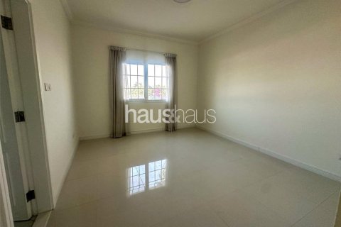 Villa en Al Barsha 1, Al Barsha, Dubai, 4 dormitorios, 324 m², № 45069 - foto 22