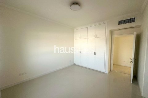 Villa en Al Barsha 1, Al Barsha, Dubai, 4 dormitorios, 324 m², № 45069 - foto 23
